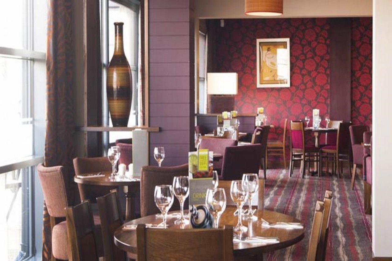Premier Inn Edinburgh Park Extérieur photo